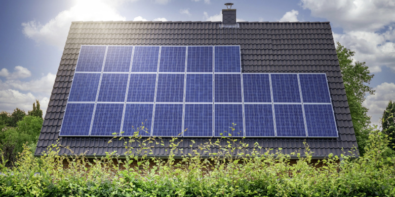The Top Benefits of Professional Solar Panel Washing