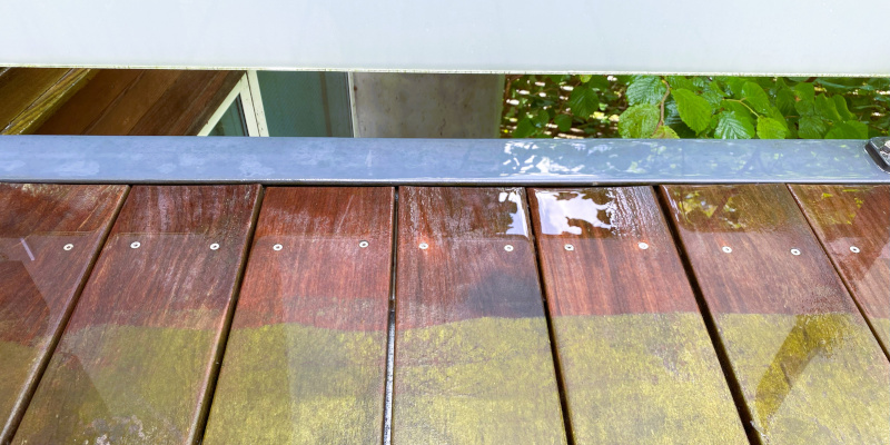 3 Ways Softwashing is Superior to Pressure Washing